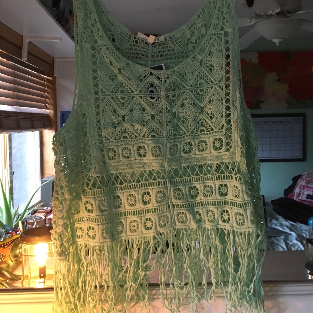 Active sea foam beach top